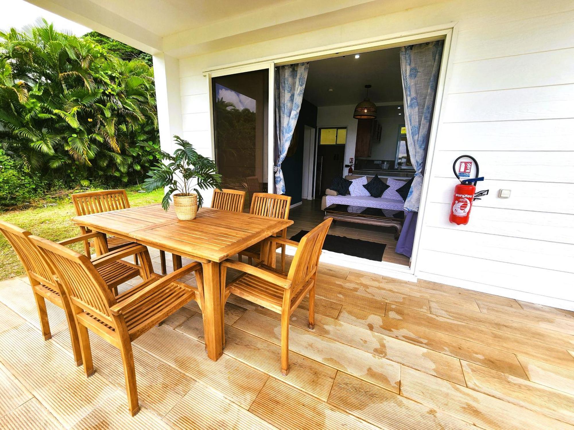 Duplex En Bord De Mer Fare Tahitea Pension Taputapuapea Ngoại thất bức ảnh