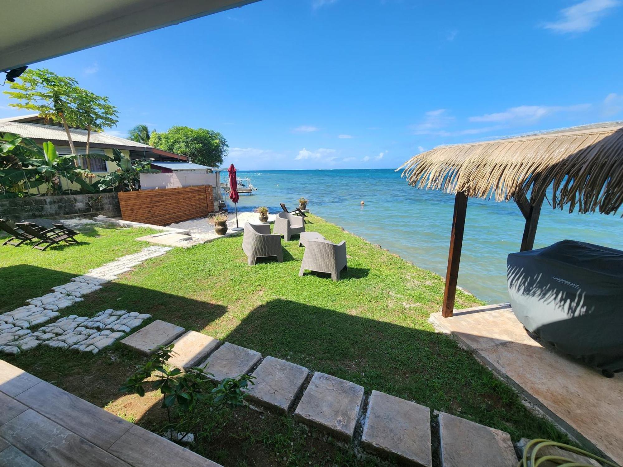Duplex En Bord De Mer Fare Tahitea Pension Taputapuapea Ngoại thất bức ảnh