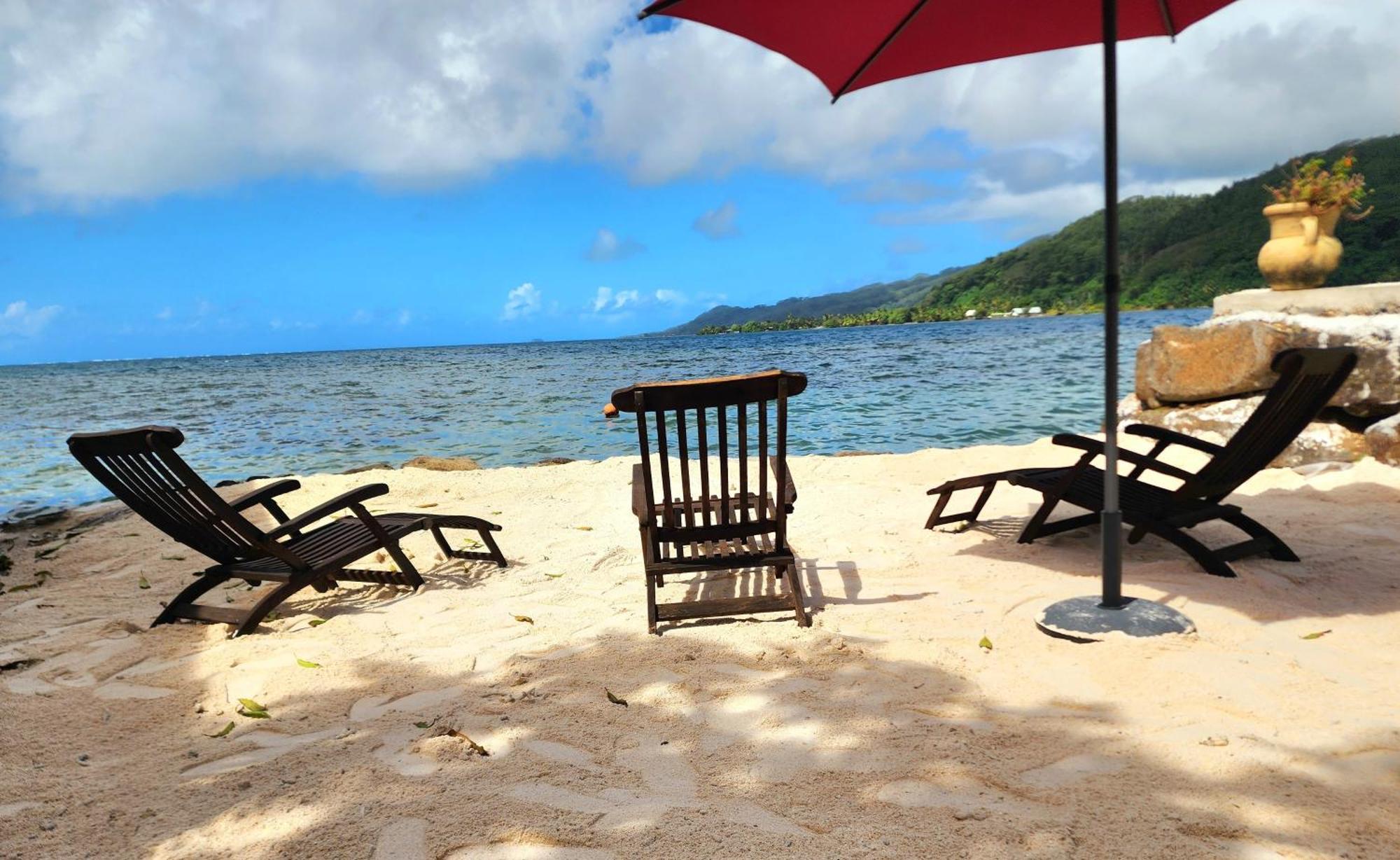 Duplex En Bord De Mer Fare Tahitea Pension Taputapuapea Ngoại thất bức ảnh